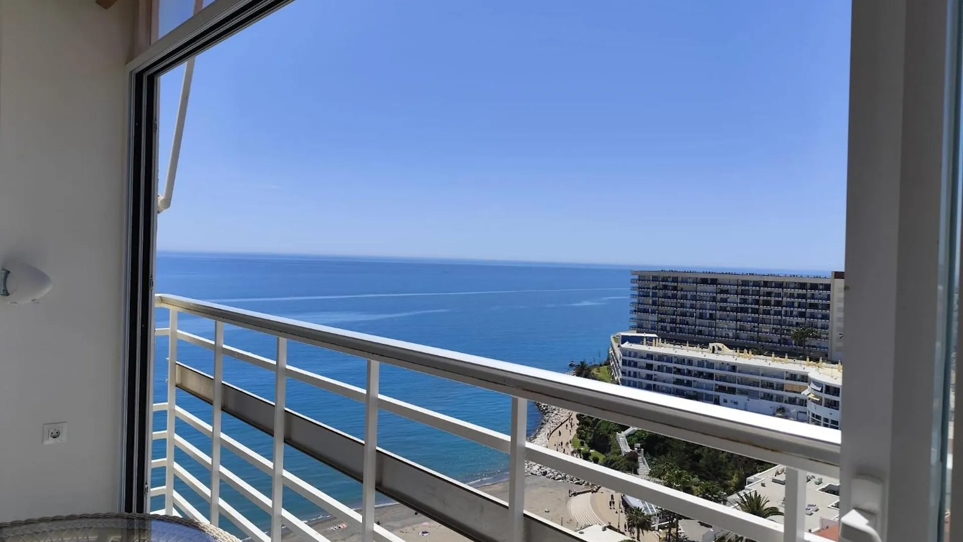Apartamento La Roca Rental, 1 Dormitorio Confort Con Vistas Al Mar contacts